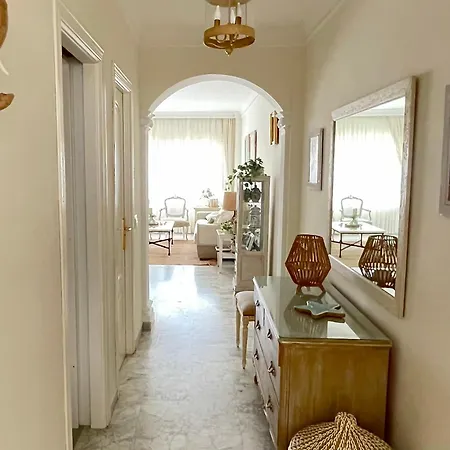 Playa Rocio Calm Beachfront Apartment- 2Bdr Apartment *