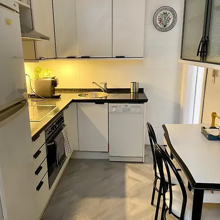 Apartment Playa Rocio Calm Beachfront Apartment- 2Bdr Marbella