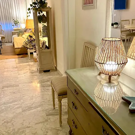 Apartment Playa Rocio Calm Beachfront Apartment- 2Bdr Marbella