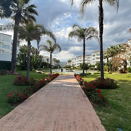Apartment Playa Rocio Calm Beachfront Apartment- 2bdr *